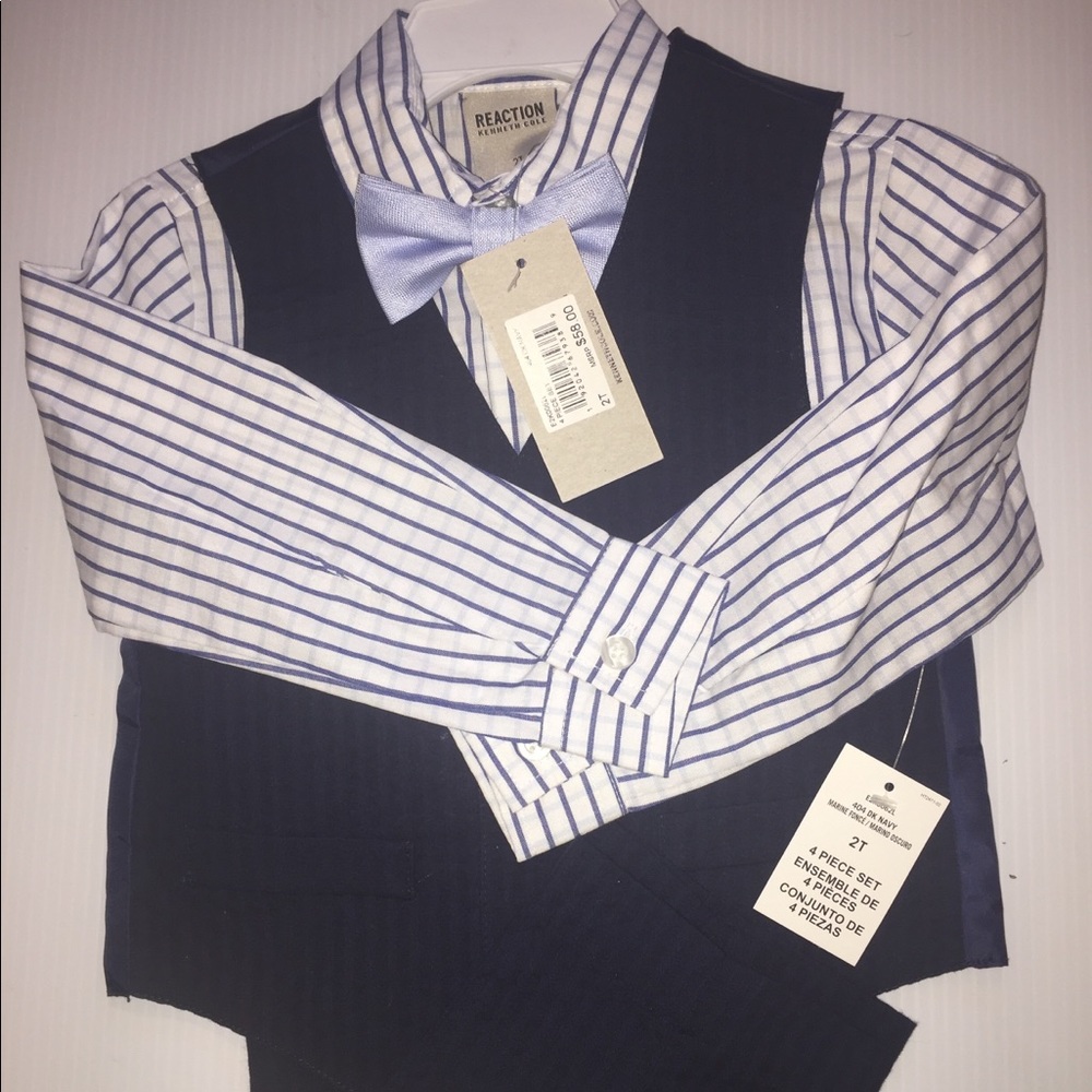 Toddler boy Kenneth Cole 3 piece suite